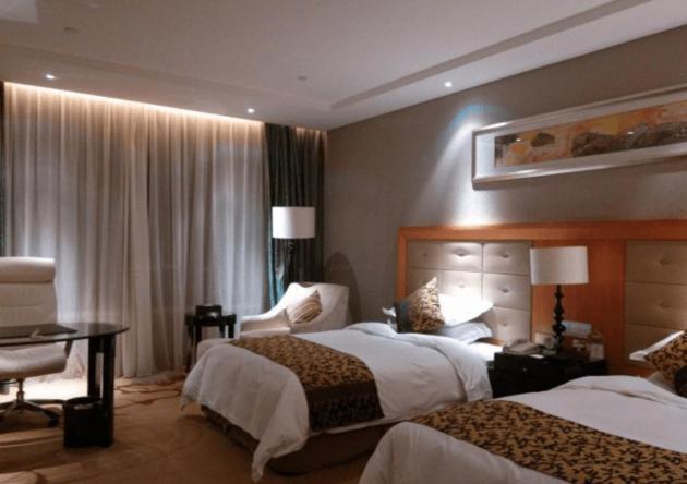 Wyndham Xinyang Downtown Hotel Exterior photo